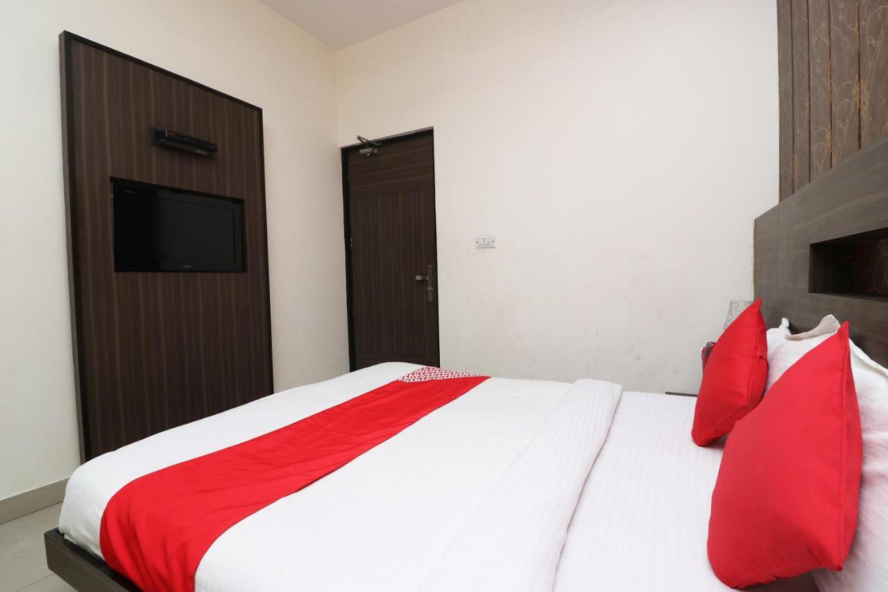 Oyo 18753 Hotel Glance Inn 新德里 外观 照片