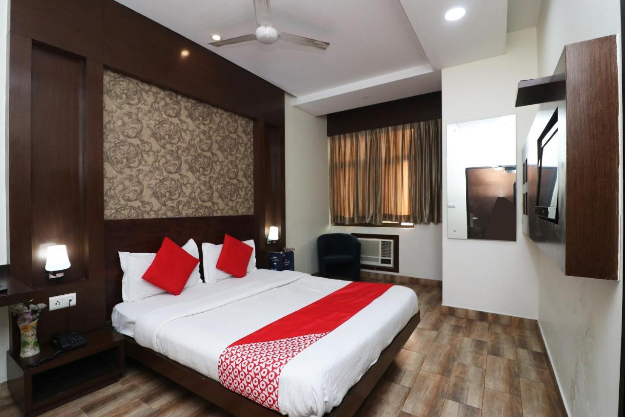 Oyo 18753 Hotel Glance Inn 新德里 外观 照片
