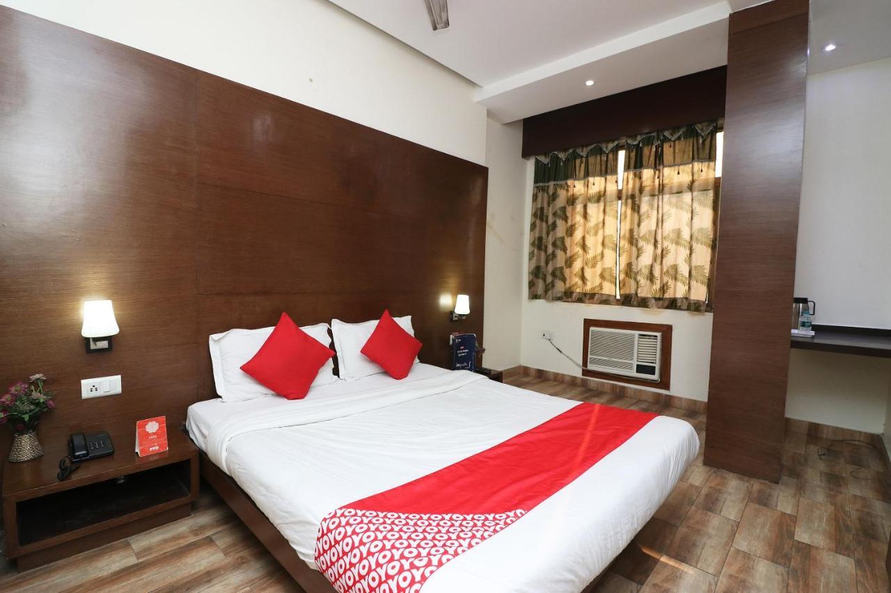 Oyo 18753 Hotel Glance Inn 新德里 外观 照片